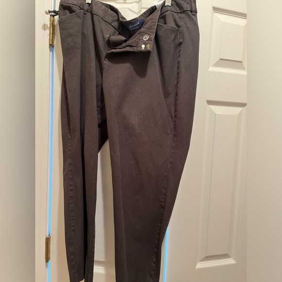 Old Navy pixie mid rise gray crop pants, size 18 - Picture 1 of 3